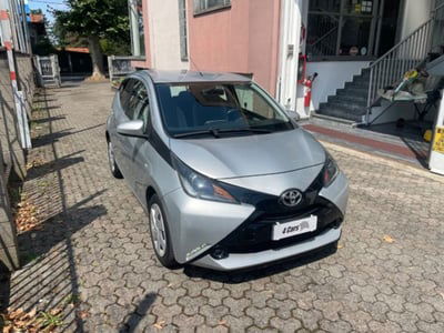 Toyota Aygo 1.0 VVT-i 69 CV 5 porte x-cool MMT usata