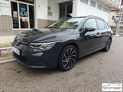 Volkswagen Golf Variant 2.0 tdi Life 115cv usata