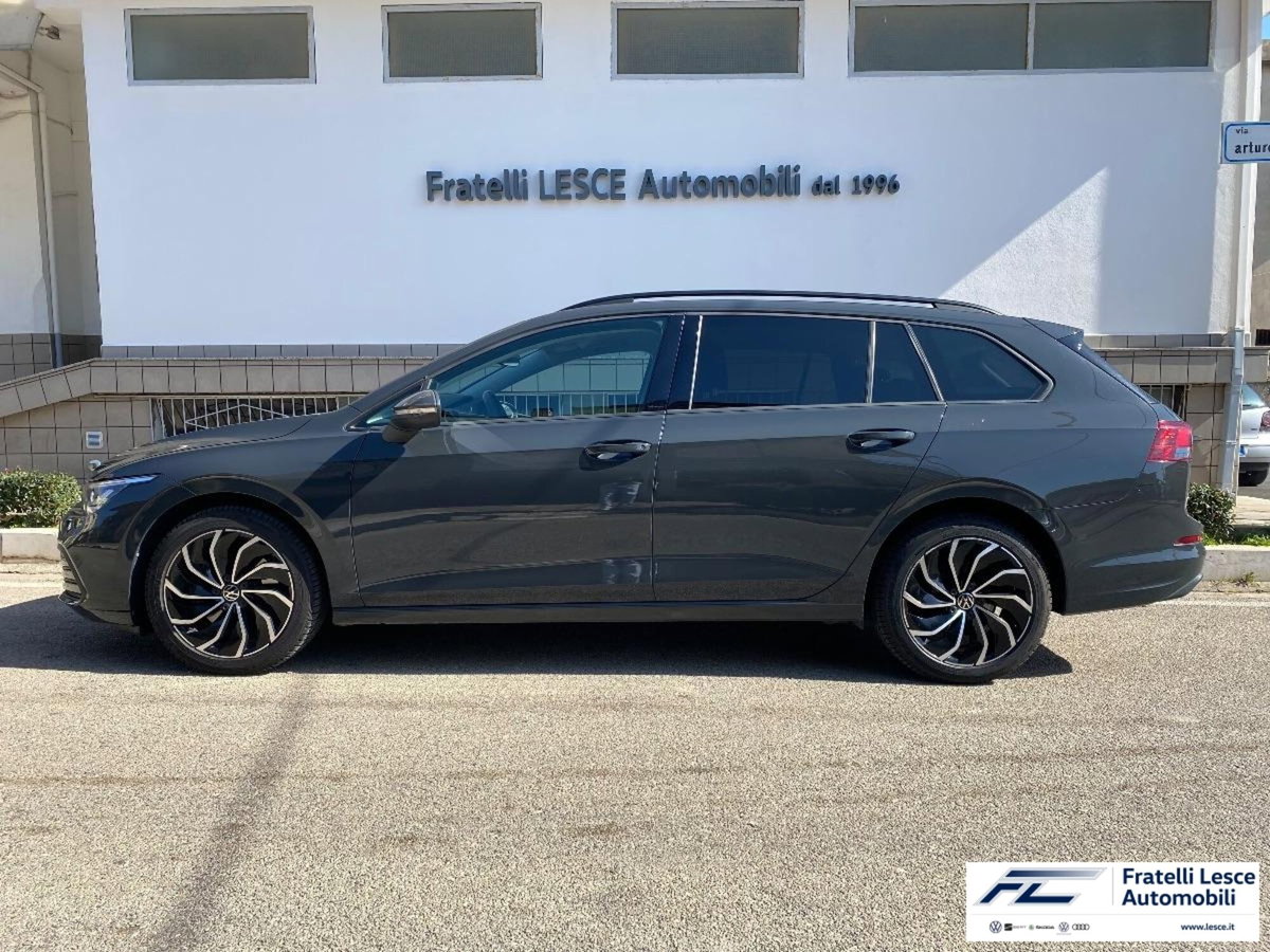 Volkswagen Golf Variant 2.0 tdi Life 115cv (2)