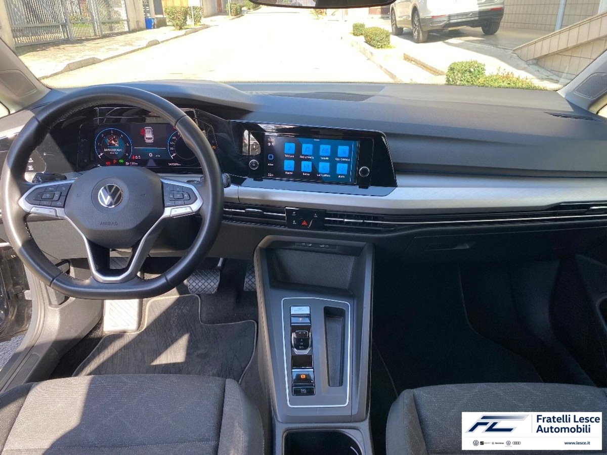 Volkswagen Golf Variant 2.0 tdi Life 115cv (6)