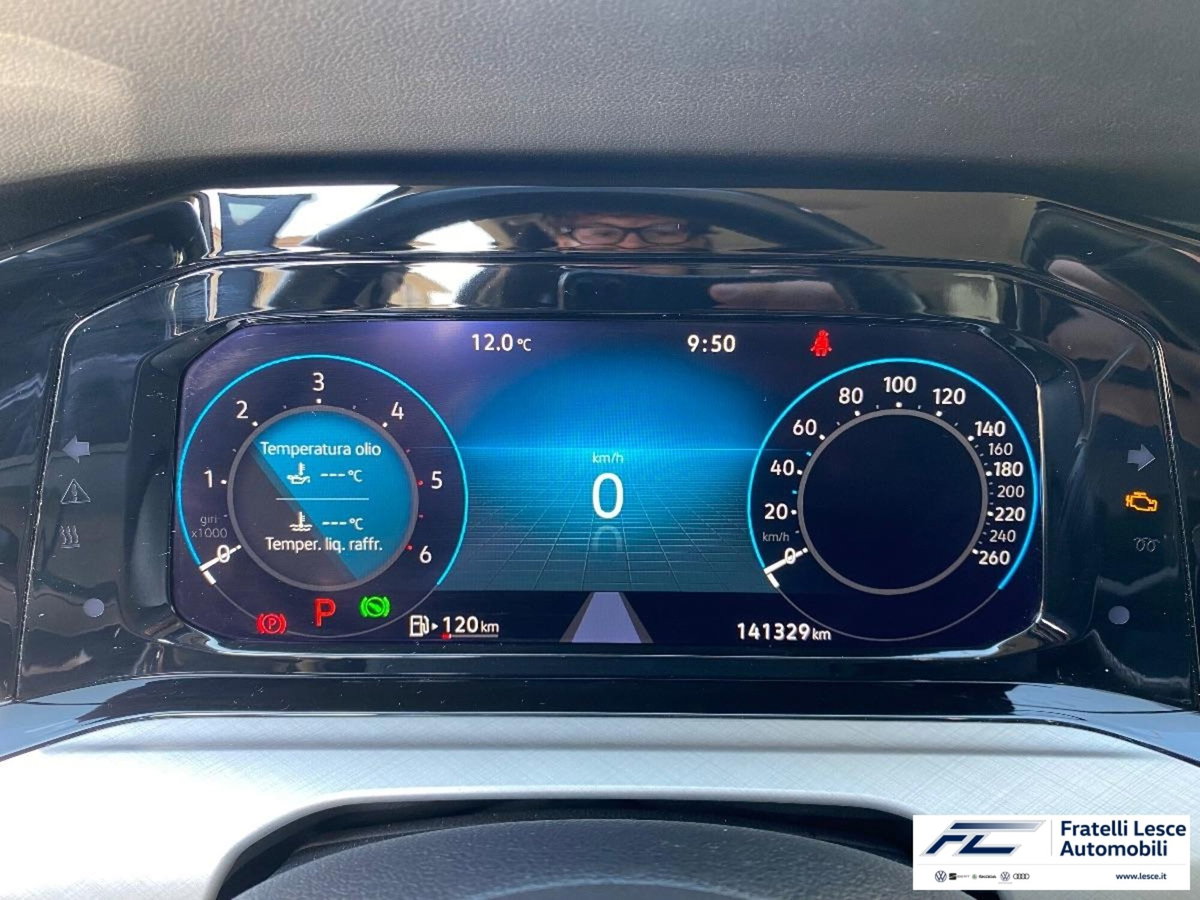 Volkswagen Golf Variant 2.0 tdi Life 115cv (7)