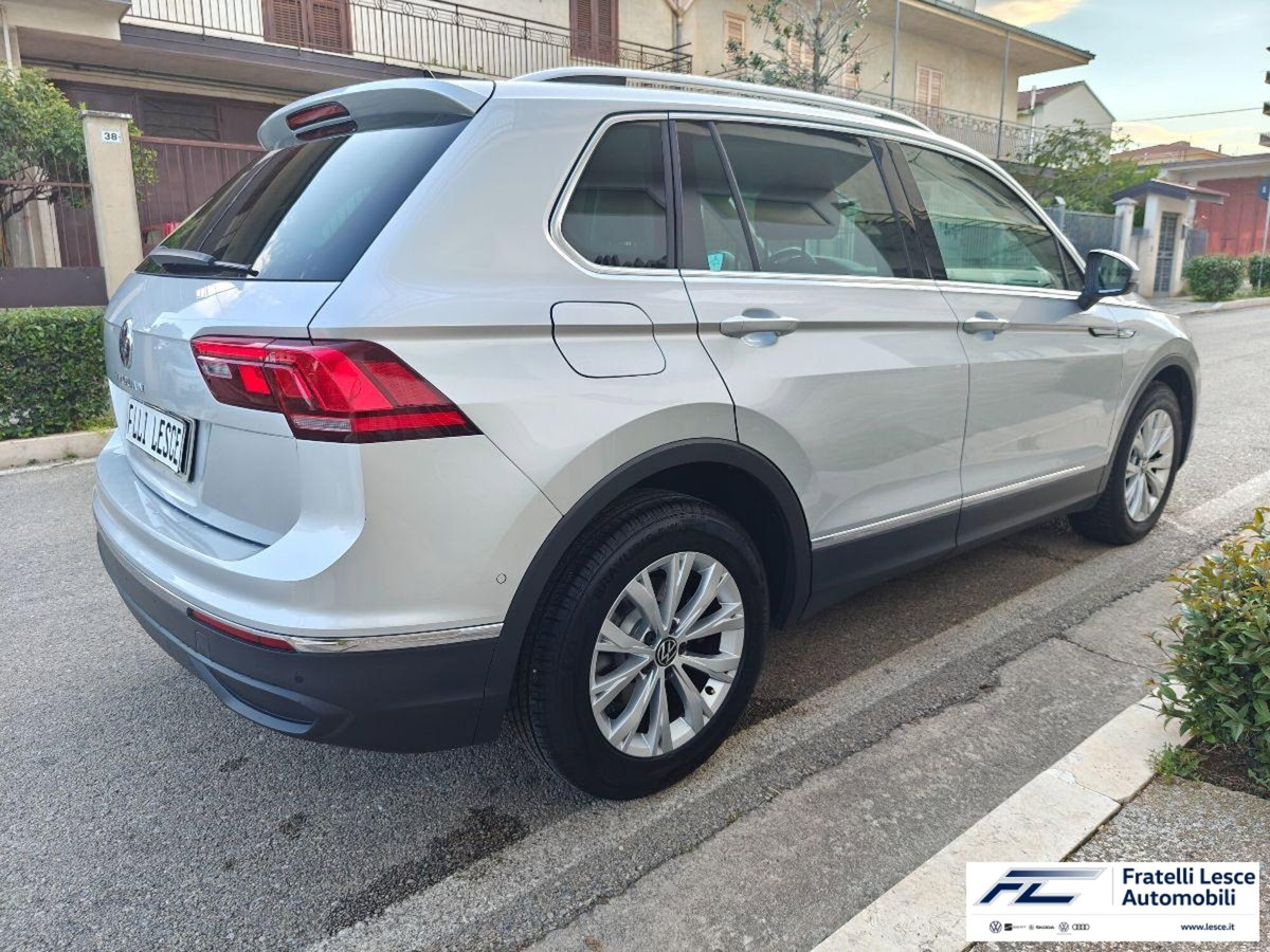 Volkswagen Tiguan Allspace 2.0 tdi Life 150cv dsg (12)