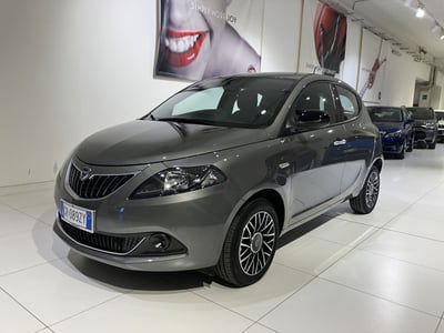 Lancia Ypsilon 1.0 FireFly 5 porte S&S Hybrid Ecochic Gold usata