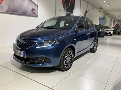 Lancia Ypsilon 1.0 FireFly 5 porte S&S Hybrid Ecochic Gold usata