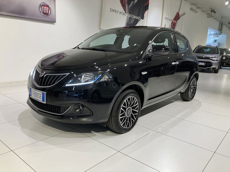 Lancia Ypsilon 1.0 FireFly 5 porte S&S Hybrid Ecochic UnYca
