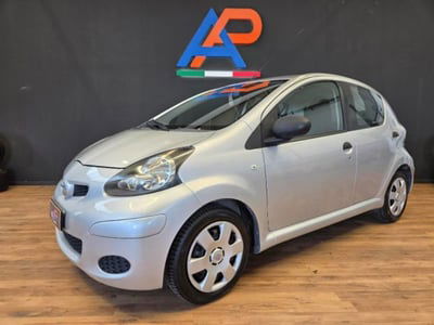 Toyota Aygo 1.0 12V VVT-i 5 porte Deep Ocean Connect usata