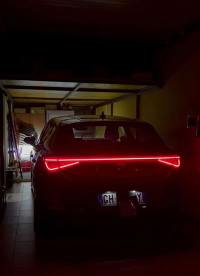SEAT Leon 1.0 eTSI 110 CV DSG Xcellence usata