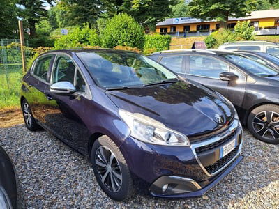 Peugeot 208 82 5 porte Allure usata