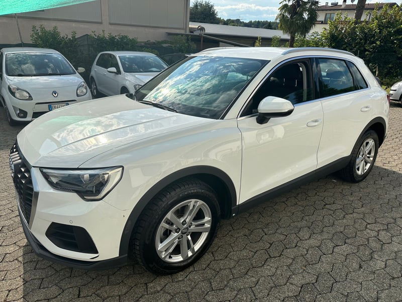 Audi Q3 35 TDI quattro S tronic Business Advanced