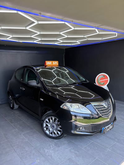 Lancia Ypsilon 1.2 69 CV 5 porte GPL Ecochic Gold usata