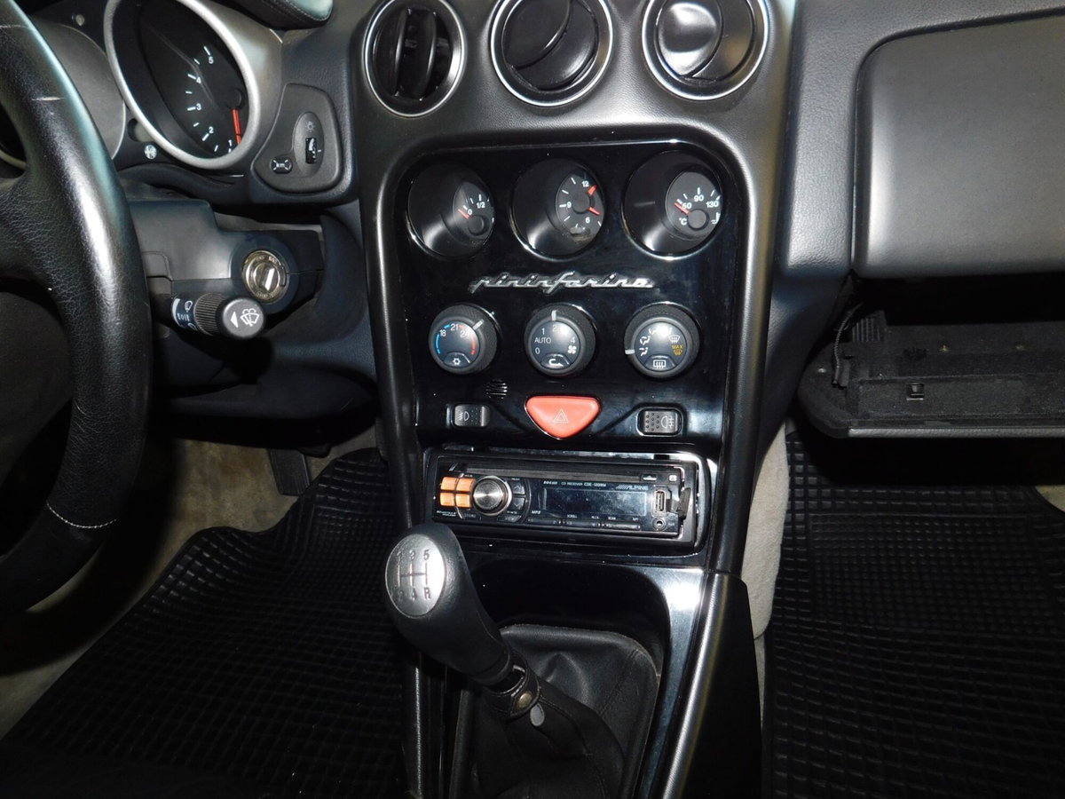 Alfa Romeo Gtv 2.0i 16V Twin Spark cat L (14)