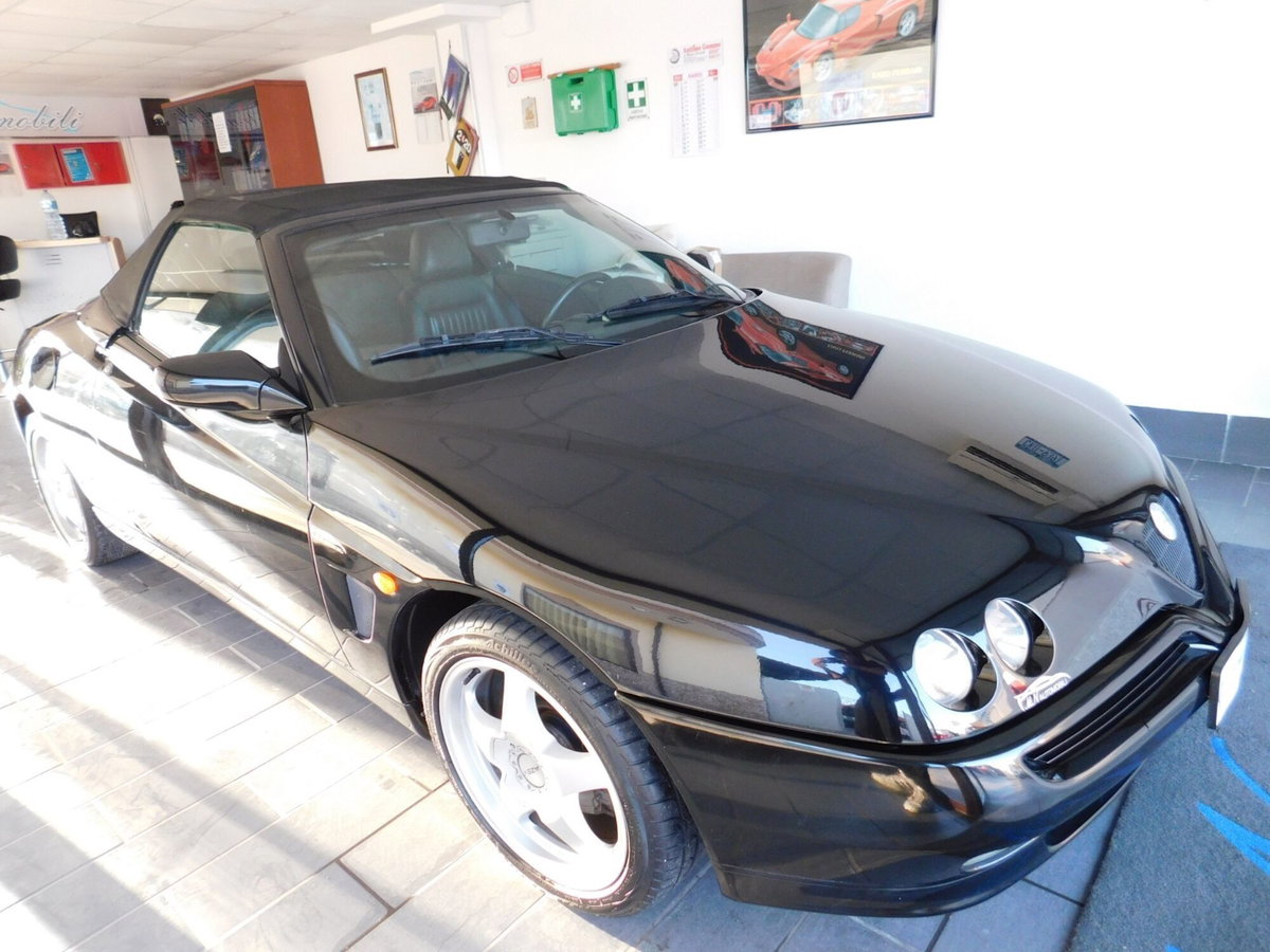 Alfa Romeo Gtv 2.0i 16V Twin Spark cat L (2)