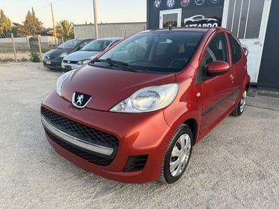 Peugeot 107 68CV 5p. Sweet Years usata