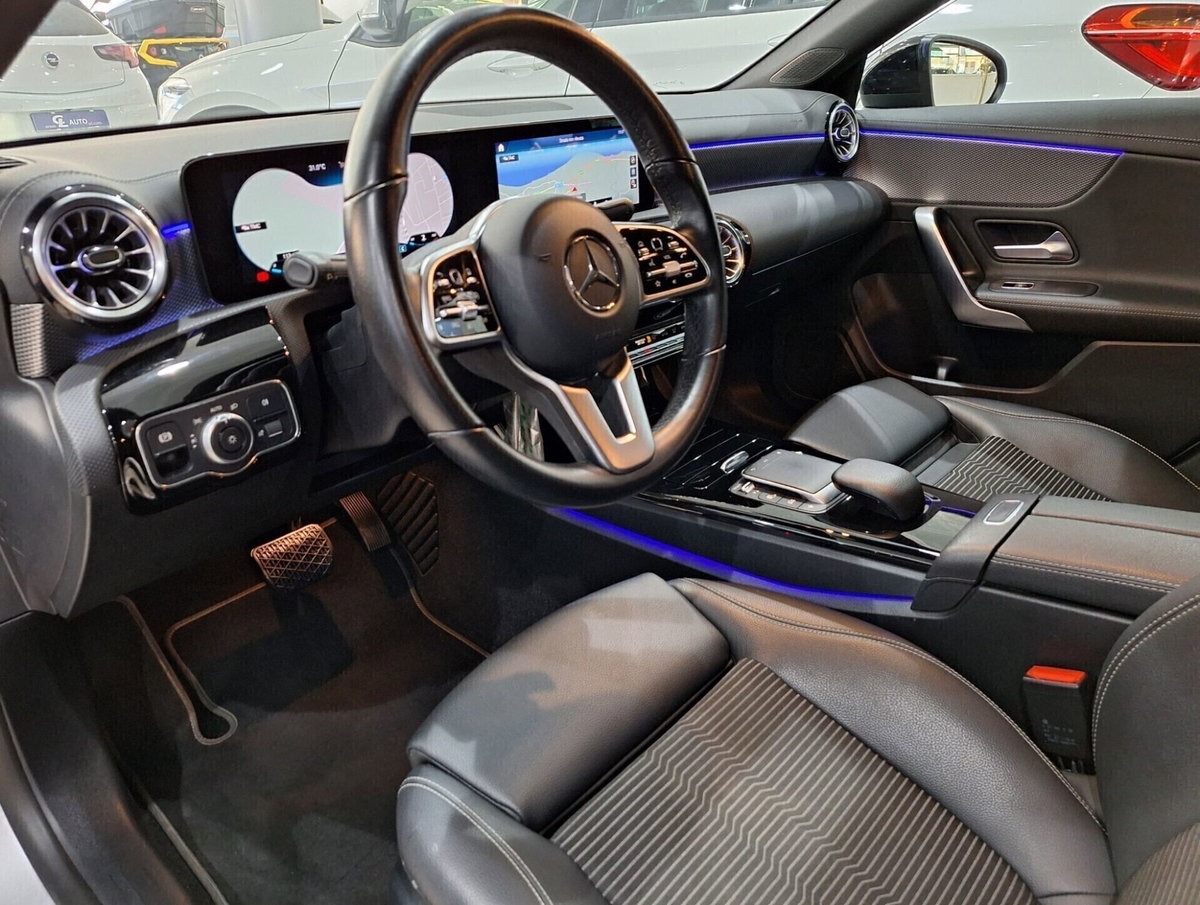 Mercedes-Benz CLA 200 d Automatic Sport (12)