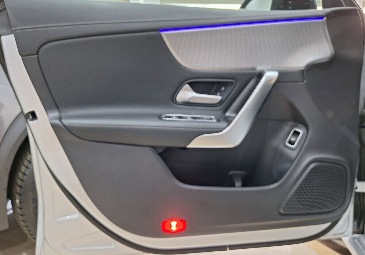 Mercedes-Benz CLA 200 d Automatic Sport (17)