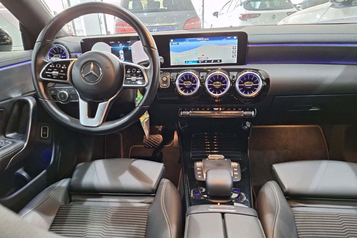 Mercedes-Benz CLA 200 d Automatic Sport (18)