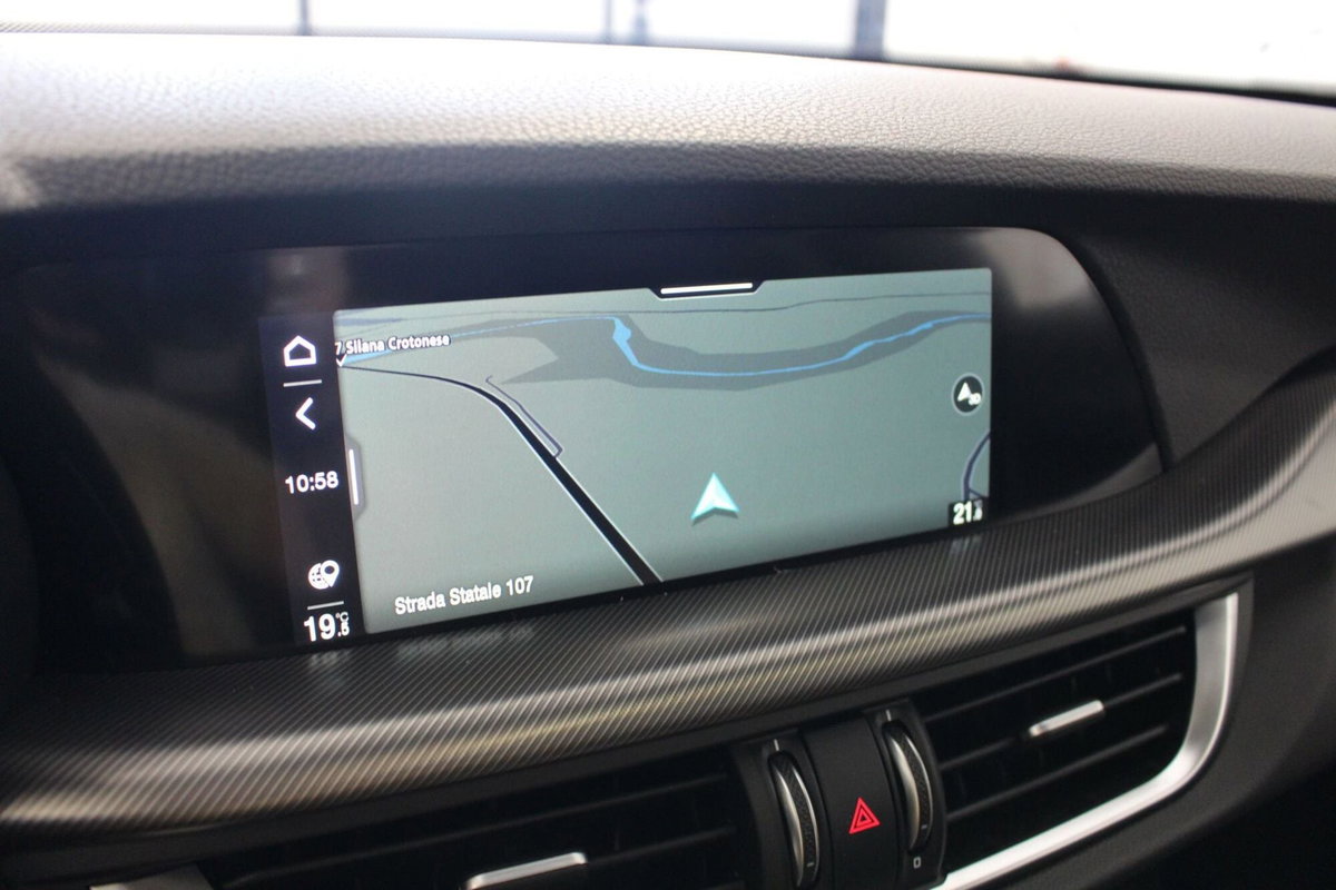 Alfa Romeo Stelvio Stelvio 2.2 Turbodiesel 210 CV AT8 Q4 Veloce (17)