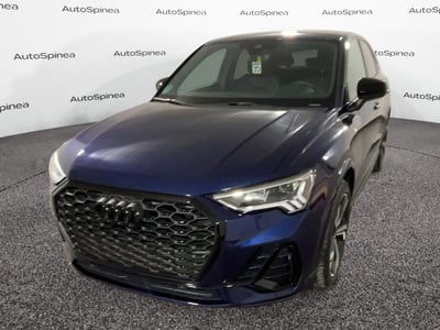 Audi Q3 35 2.0 tdi Identity Black s-tronic usata