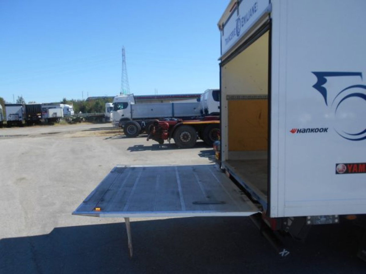 Iveco Daily Telaio 35S16HD 2.3 HPT PLM-DC Cabinato (9)