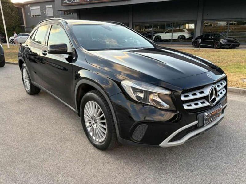Mercedes-Benz GLA SUV 200 d Automatic Executive