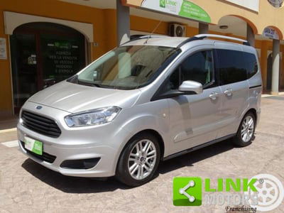 Ford Tourneo Courier 1.5 TDCI 75 CV Plus usata