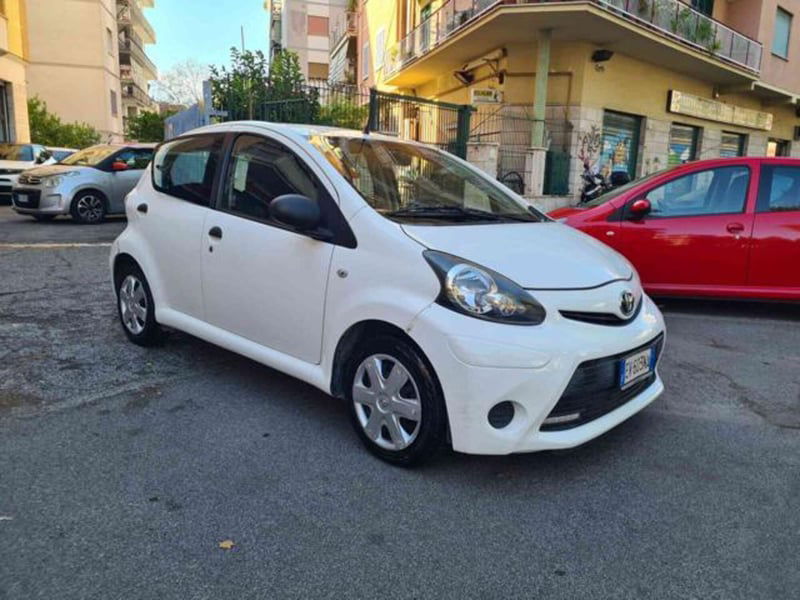 Toyota Aygo 1.0 12V VVT-i 5 porte Active Connect