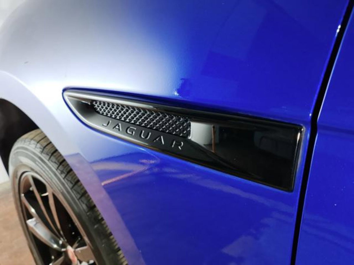 Jaguar F-Pace 2.0 D 240 CV AWD aut. Portfolio (8)