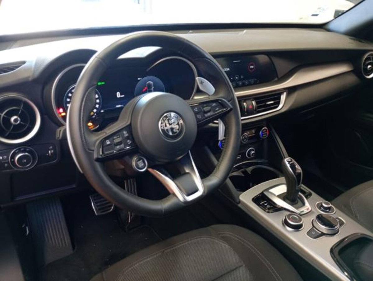 Alfa Romeo Stelvio Stelvio 2.2 Turbodiesel 160 CV AT8 RWD Sprint (11)