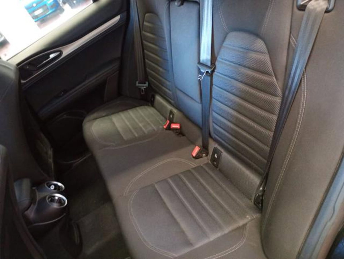 Alfa Romeo Stelvio Stelvio 2.2 Turbodiesel 160 CV AT8 RWD Sprint (12)