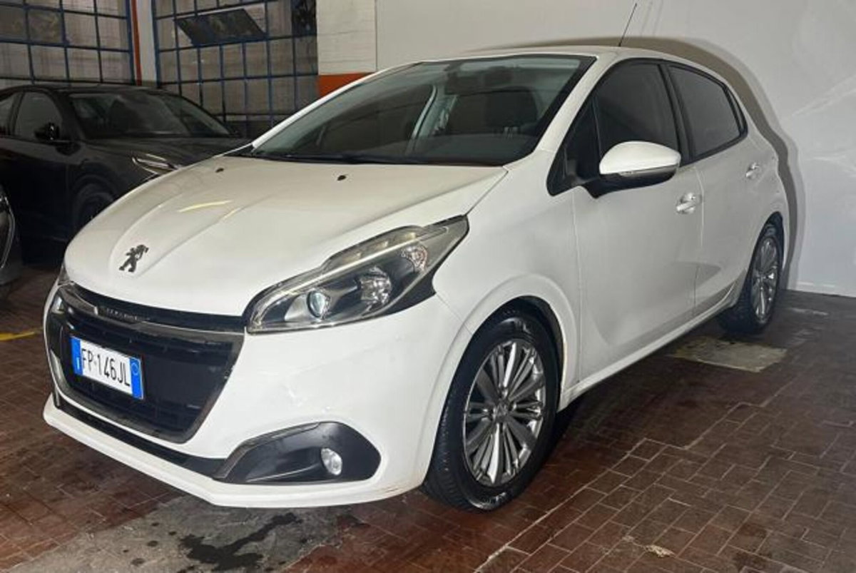 Peugeot 208 75 5 porte Allure
