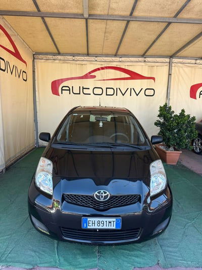 Toyota Yaris 1.D-4D DPF 5 porte Now usata