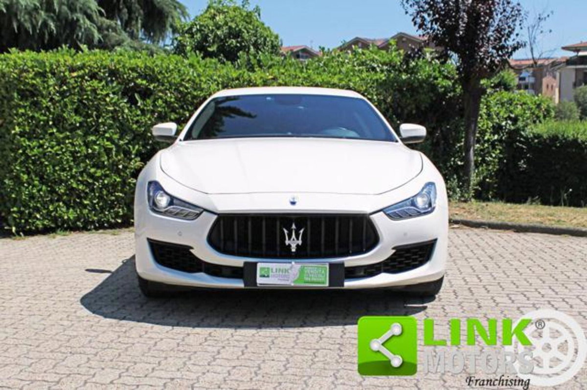 Maserati Ghibli Ghibli MHEV 330 CV GT (15)