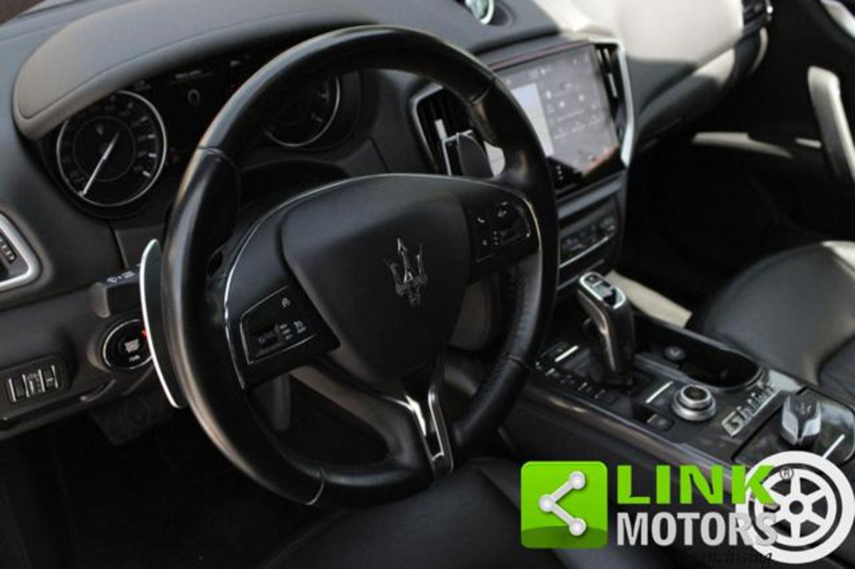 Maserati Ghibli Ghibli MHEV 330 CV GT (9)