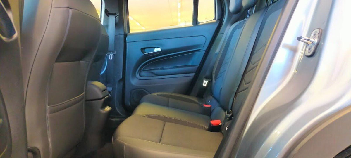 Jeep Avenger 1.2 turbo Altitude fwd 100cv (13)
