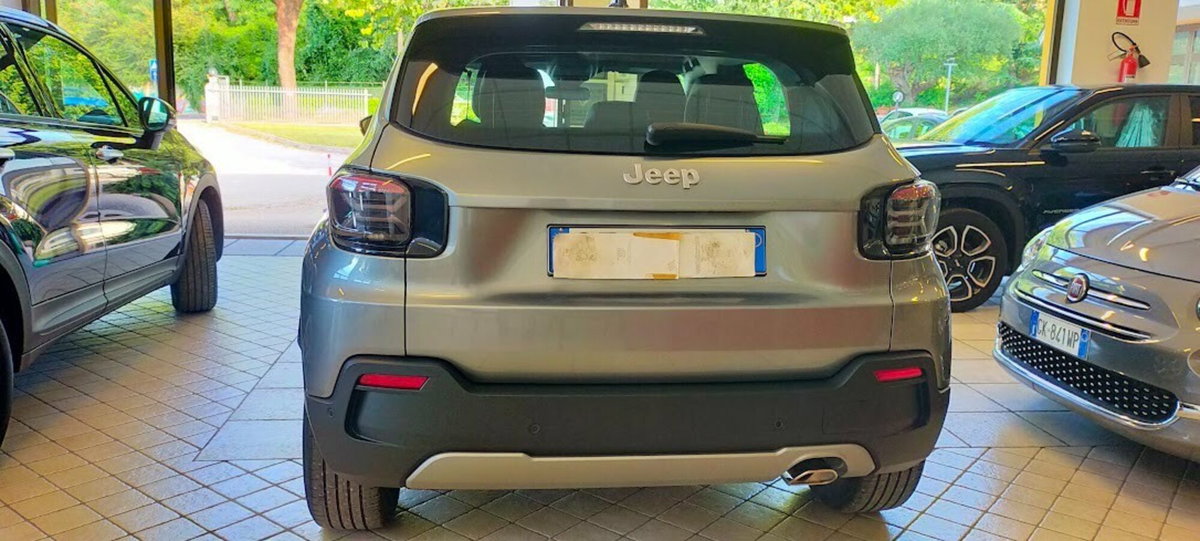 Jeep Avenger 1.2 turbo Altitude fwd 100cv (14)