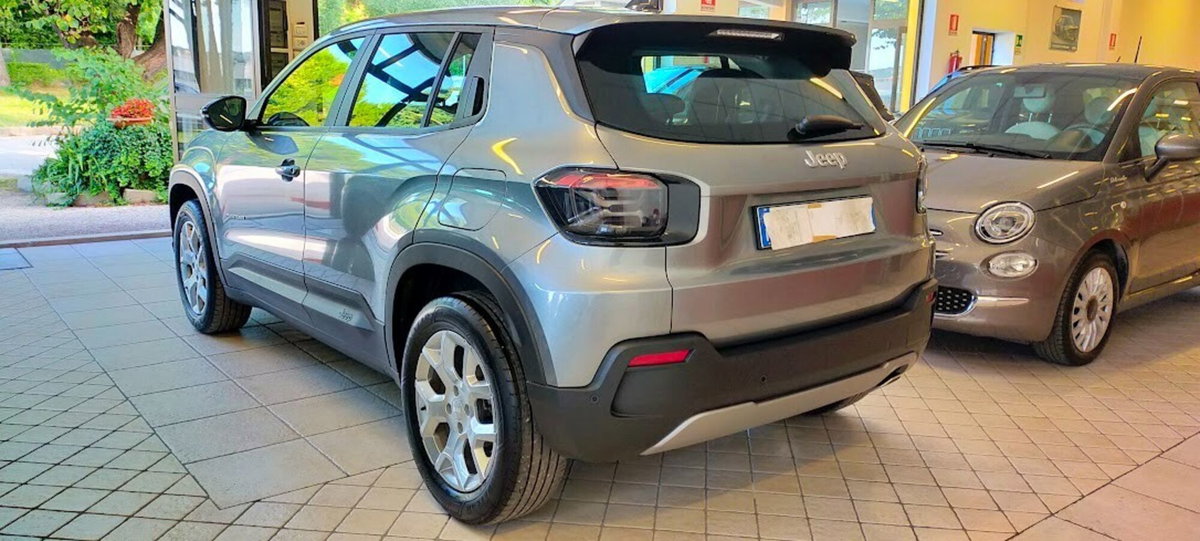 Jeep Avenger 1.2 turbo Altitude fwd 100cv (4)