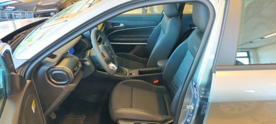 Jeep Avenger 1.2 turbo Altitude fwd 100cv (6)