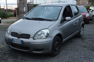 Toyota Yaris D-4D cat 5 porte Sol usata
