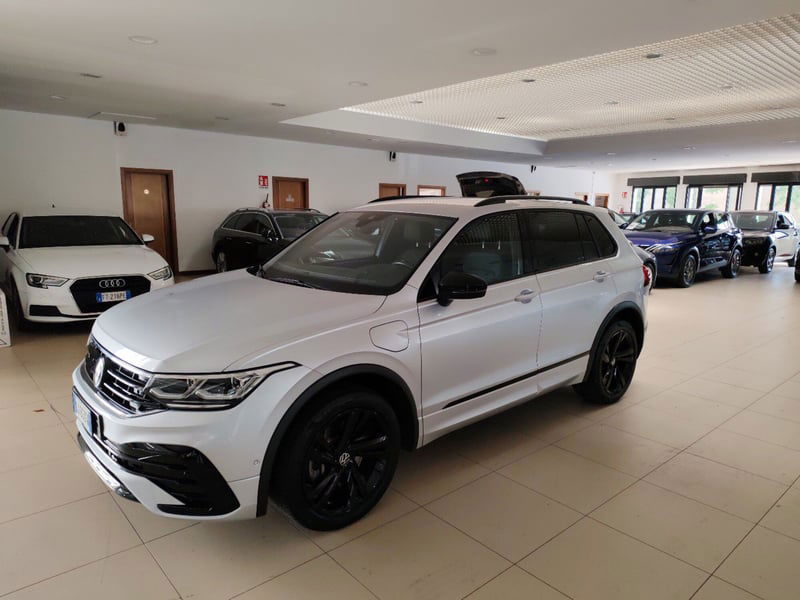 Volkswagen Tiguan 1.4 TSI eHYBRID DSG R-Line