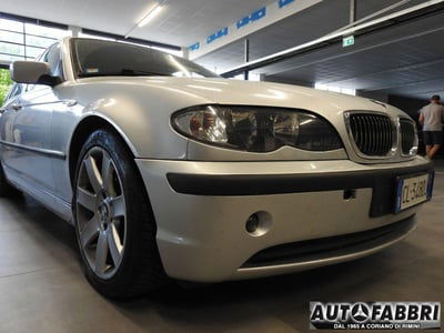 BMW Serie 3 330d cat Futura usata