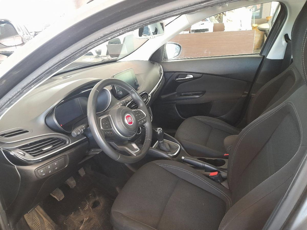 Fiat Tipo Station Wagon Tipo 1.3 Mjt S&S SW Easy Business (9)