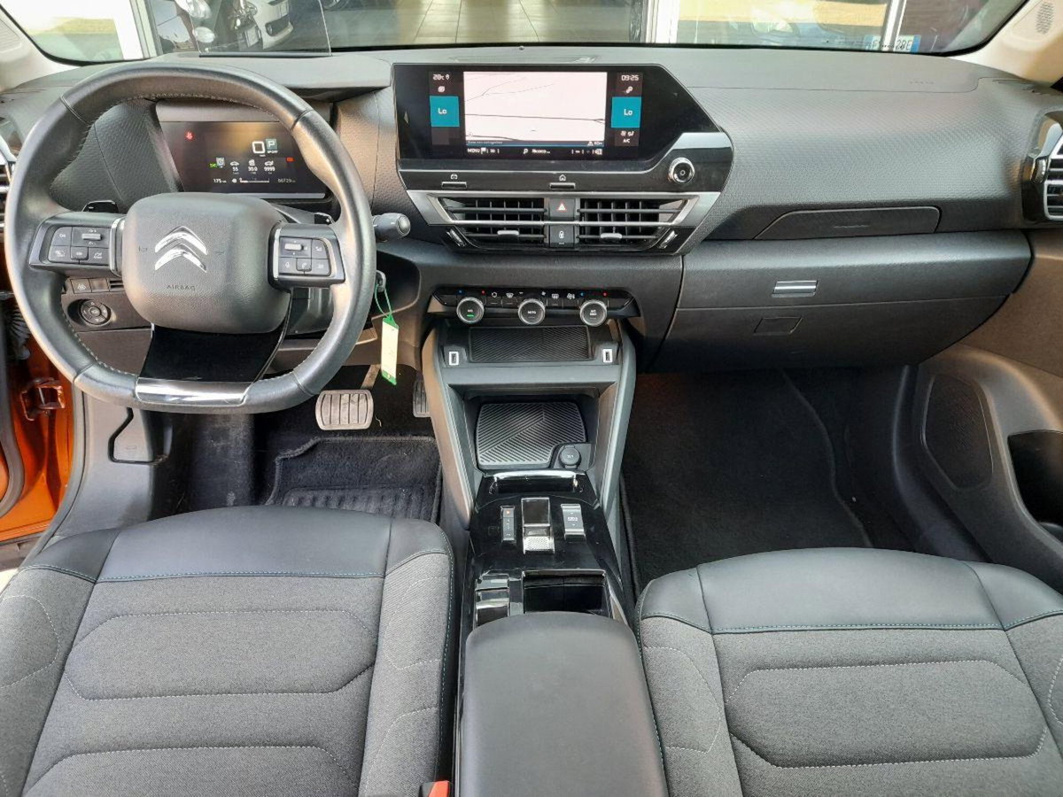 Citroen C4 BlueHDi 130 S&S EAT8 Shine (10)