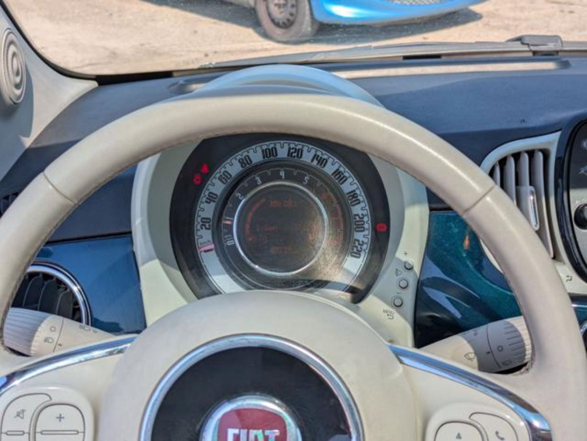 Fiat 500 1.0 Hybrid Lounge (8)