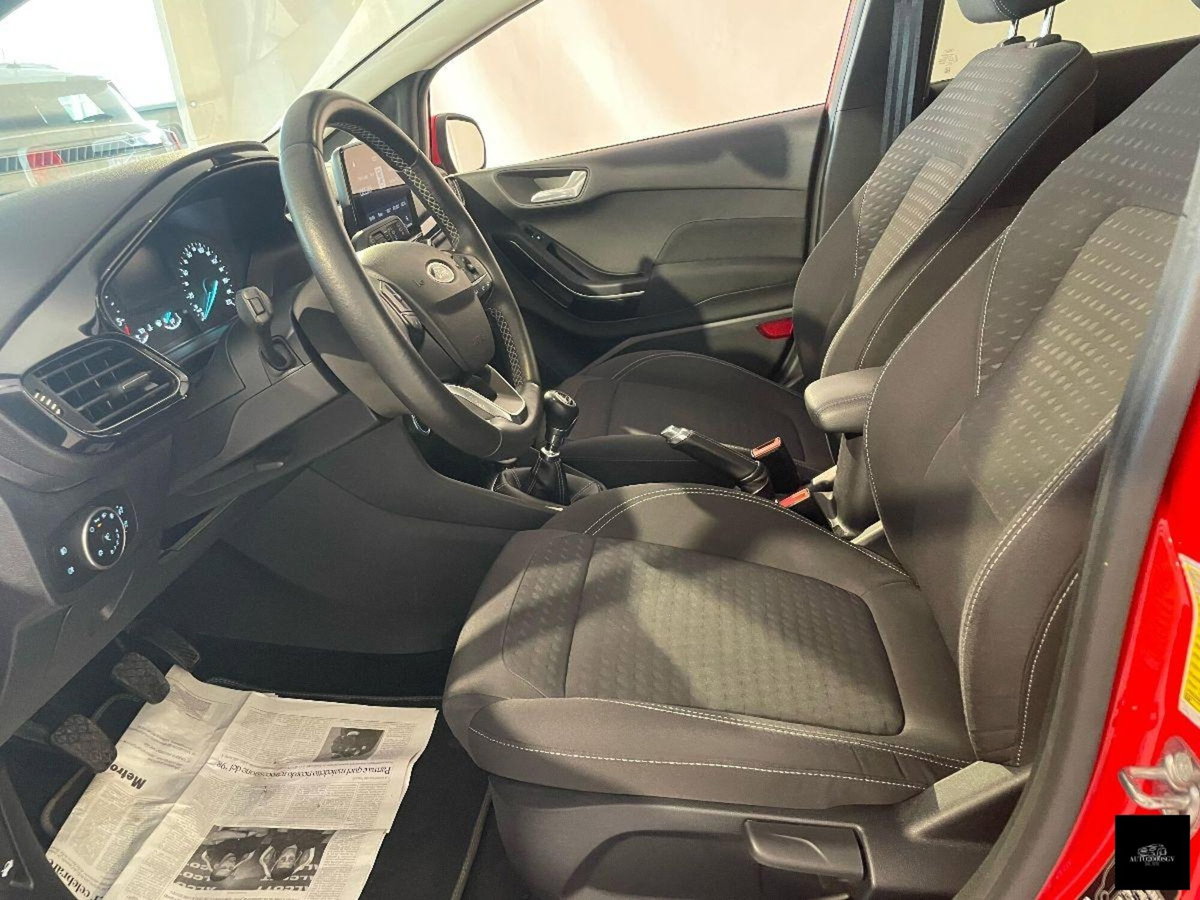 Ford Fiesta 1.5 EcoBlue 5 porte Titanium (10)