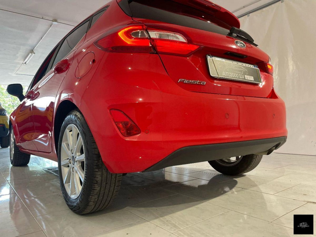 Ford Fiesta 1.5 EcoBlue 5 porte Titanium (7)