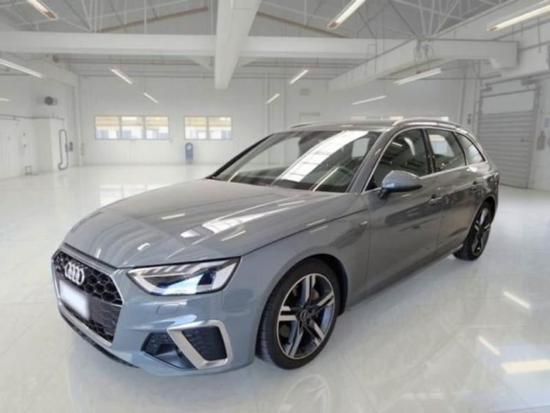 Audi A4 Avant 40 TDI quattro S tronic S line edition