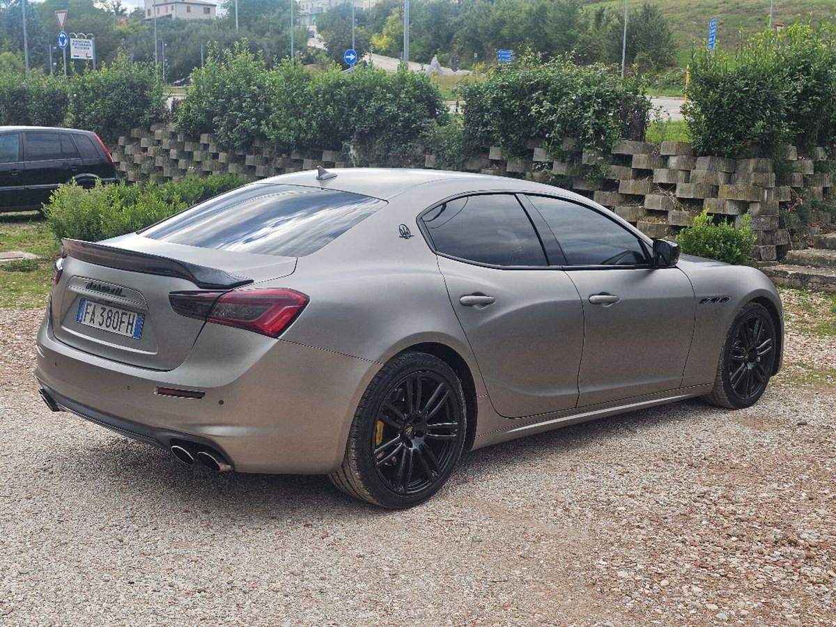 Maserati Ghibli Ghibli V6 Diesel (10)