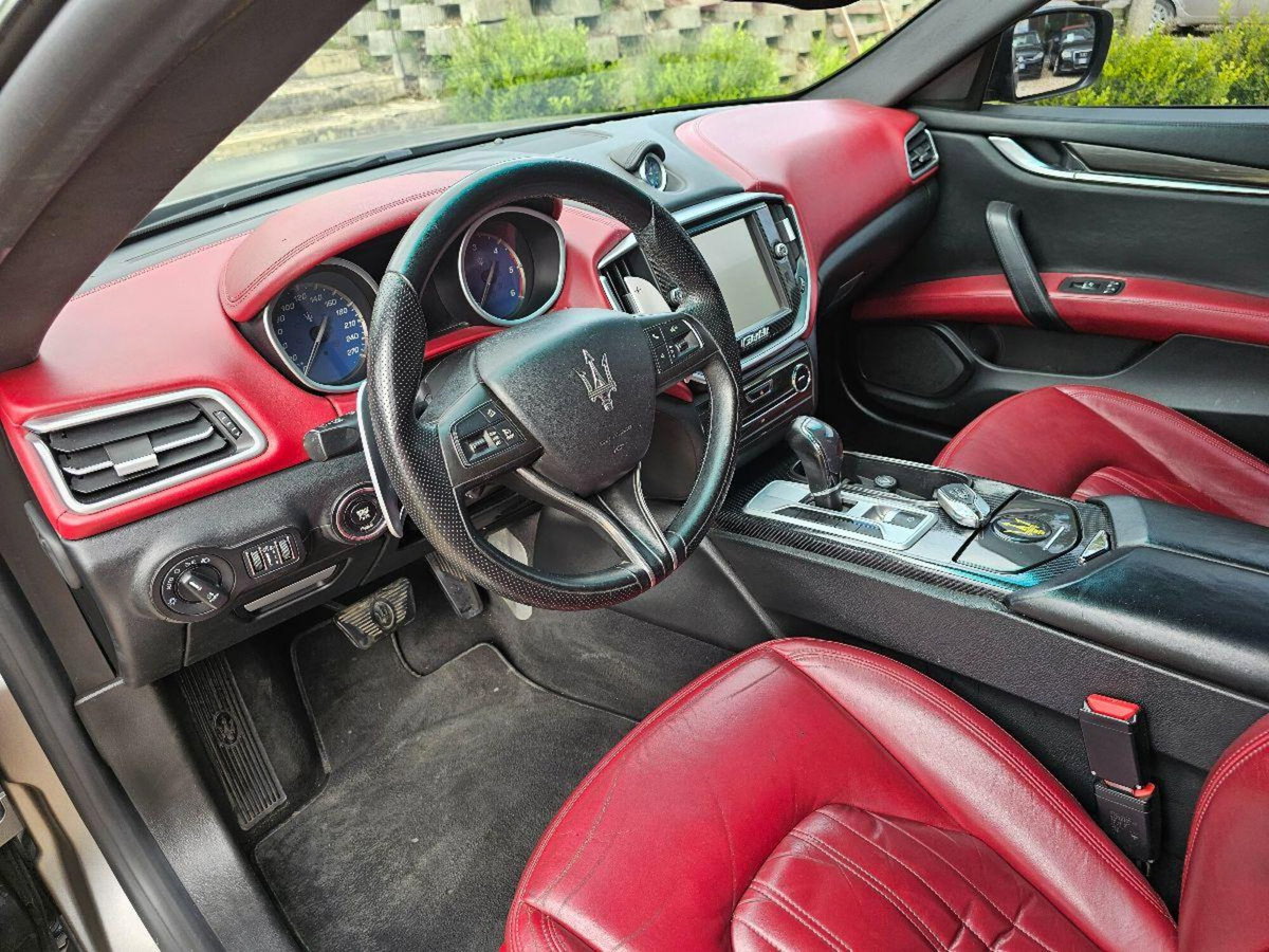 Maserati Ghibli Ghibli V6 Diesel (19)