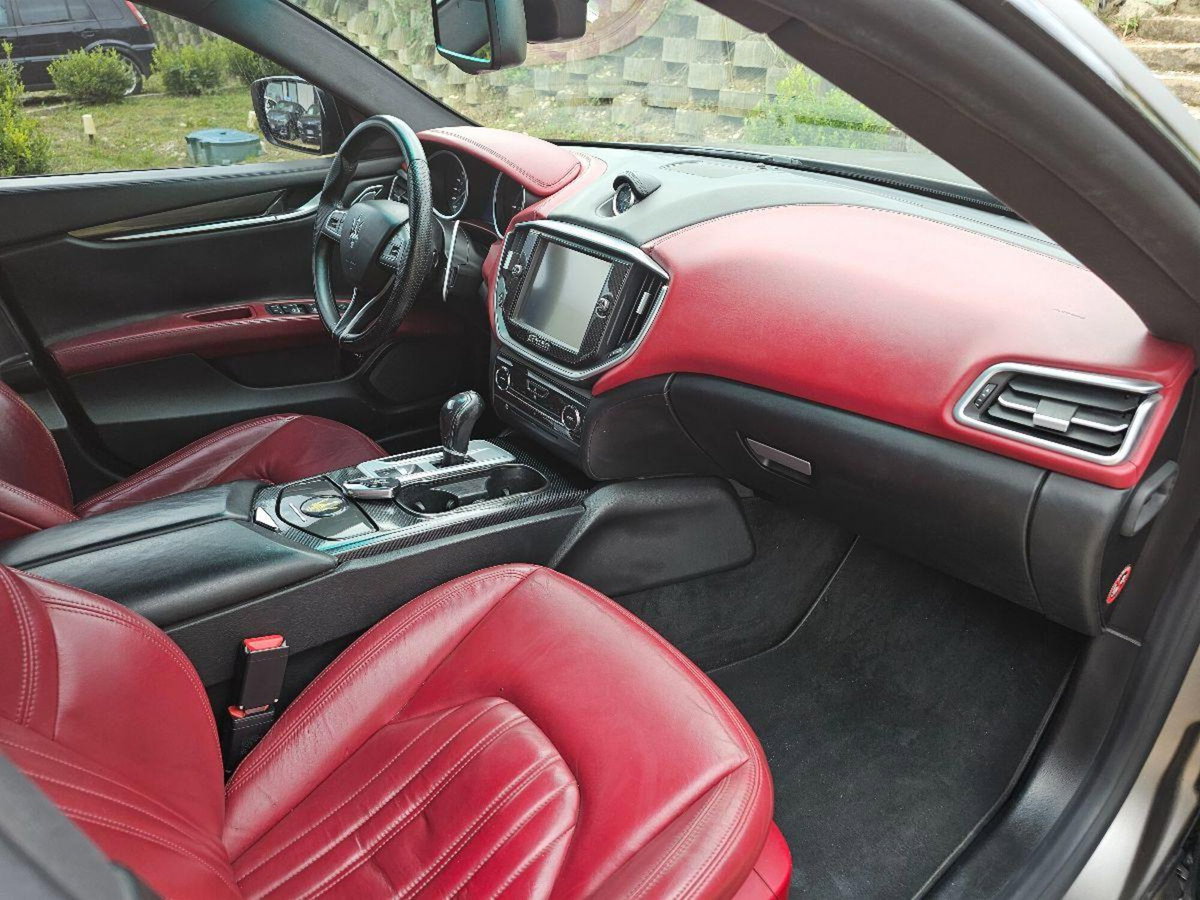 Maserati Ghibli Ghibli V6 Diesel (20)