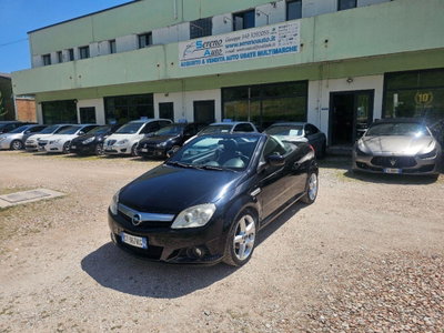 Opel Tigra TwinTop 1.4 16V Sport (2)
